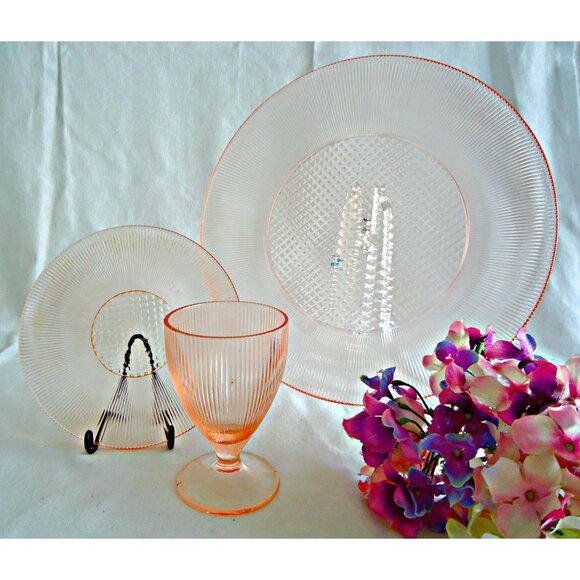 Pink Homespun Depression Glass Dinner Plate Side Plate Footed Juice Tumbler - Picture 1 of 4